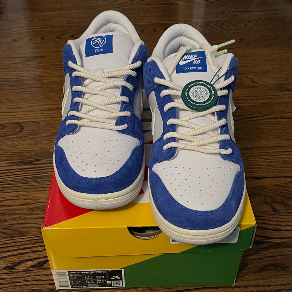 Nike SB Dunk Low Pro Blue and White Sneakers